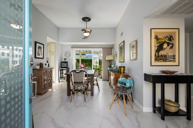 Building Photo - 6071 Hazeltine Plaza