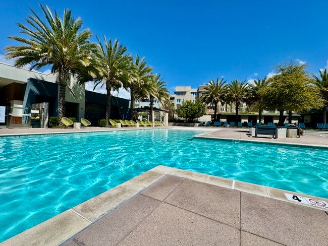 Building Photo - 45128 Warm Springs Blvd