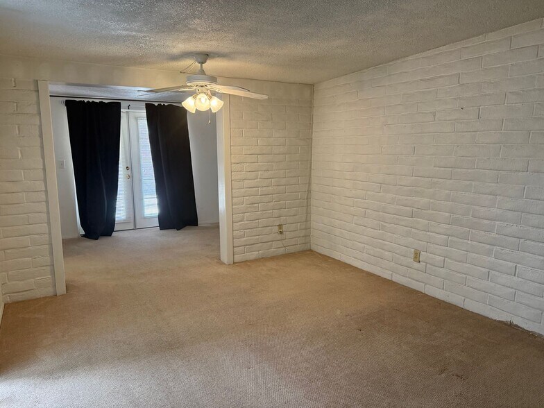 Building Photo - 3412 S Jessica Ave