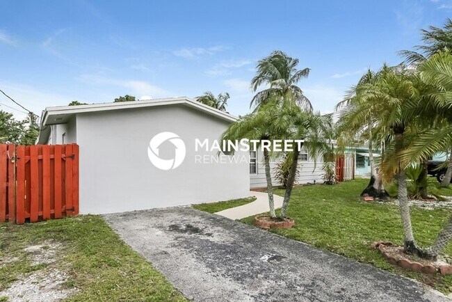 Building Photo - 3 Bedroom Pet-Friendly Home in Sunrise, FL with Main Street Renewal