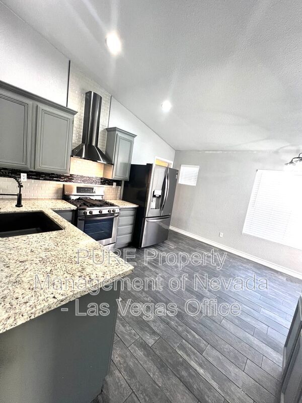 Building Photo - 1401 Healing Waters Ln