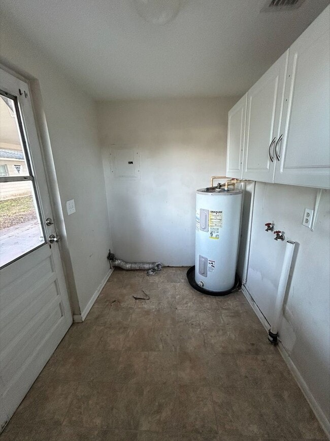 Building Photo - 5932 15th St