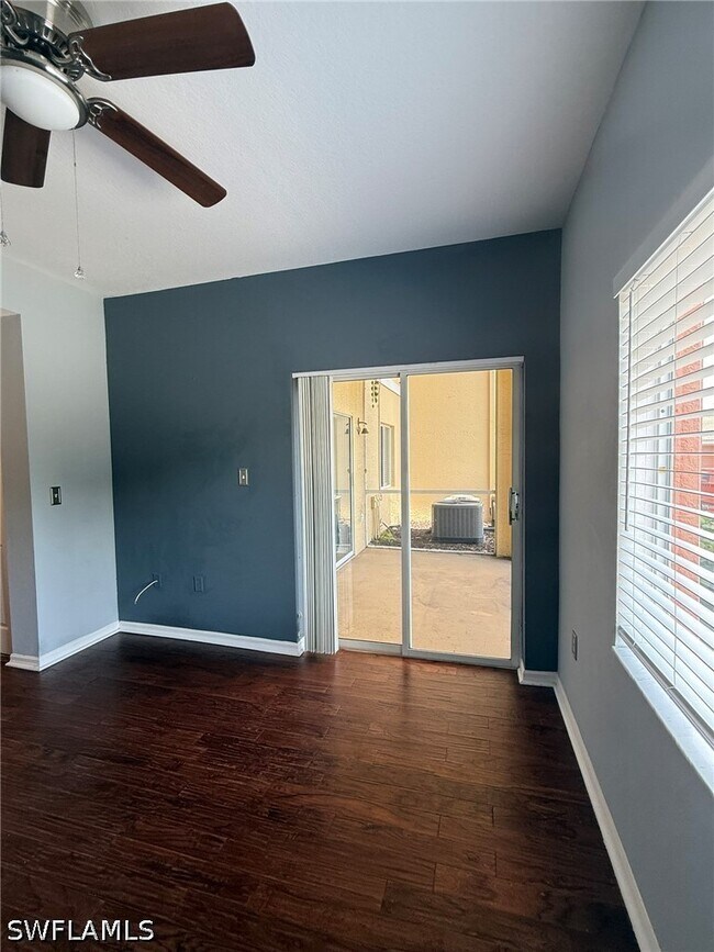 Building Photo - 6490 Aragon Way