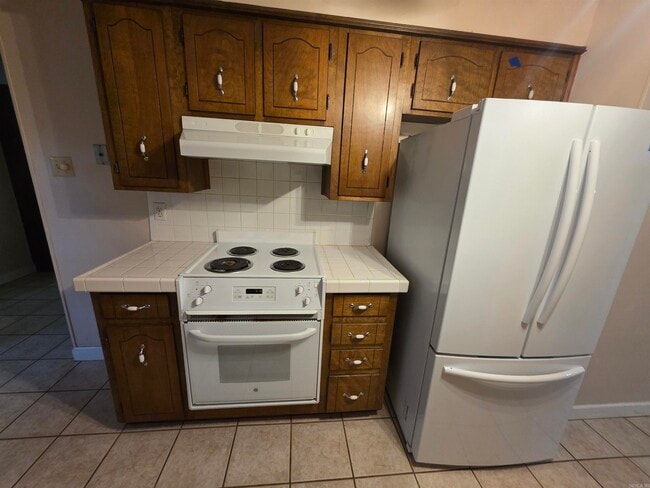Building Photo - 8303 Pennwood Dr