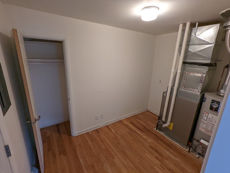 Building Photo - 209 S 19th Ave