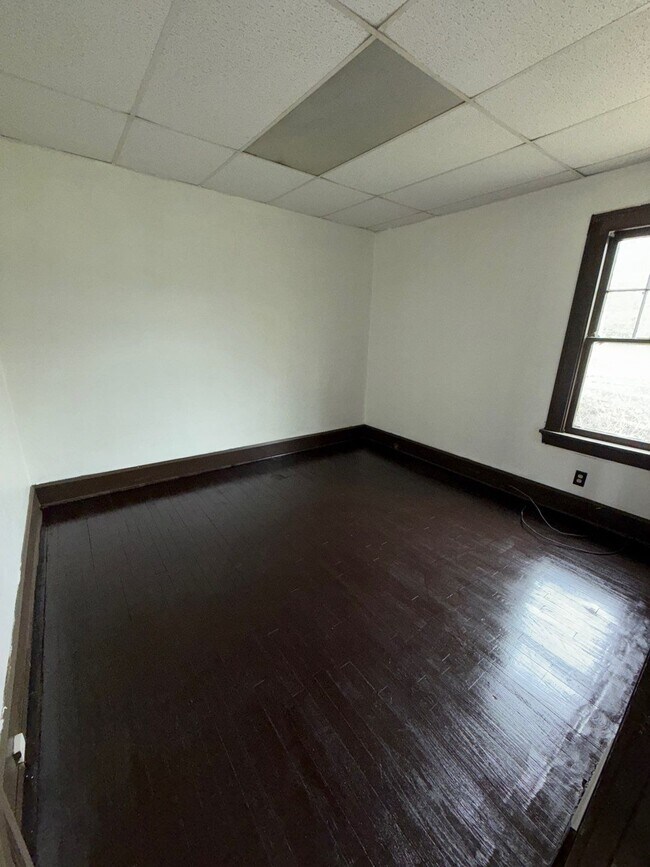 Building Photo - 3419 Delaware St