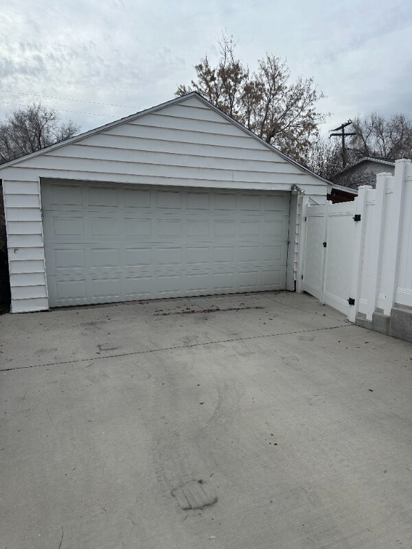 Building Photo - 2740 S 500 E