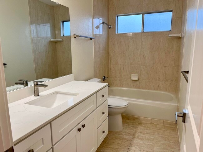 Building Photo - 519 Nottingham Dr