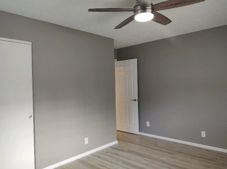 Building Photo - 140 Maple Dr