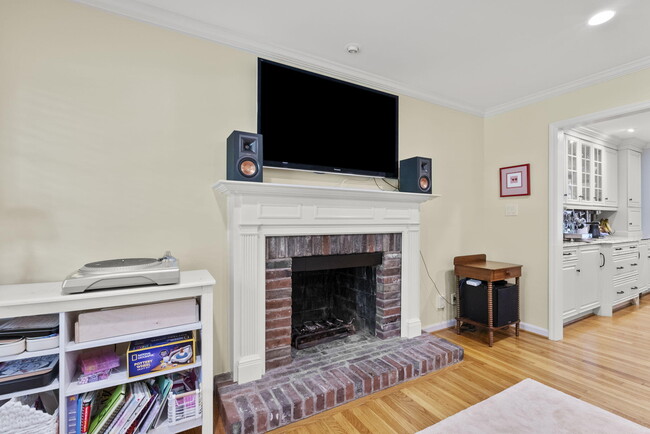 Building Photo - 309 Greenbriar Rd
