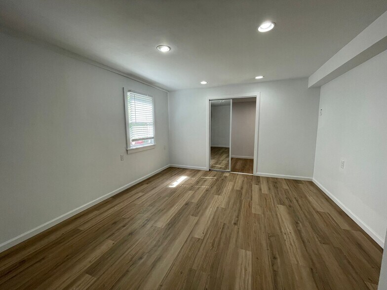 Bedroom 2 - 5412 York St