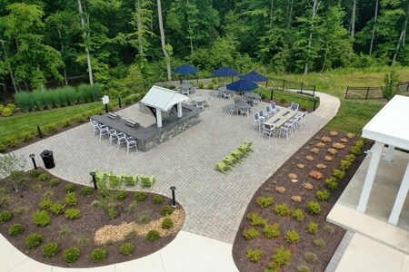 Building Photo - 4011 Tin Roof Way