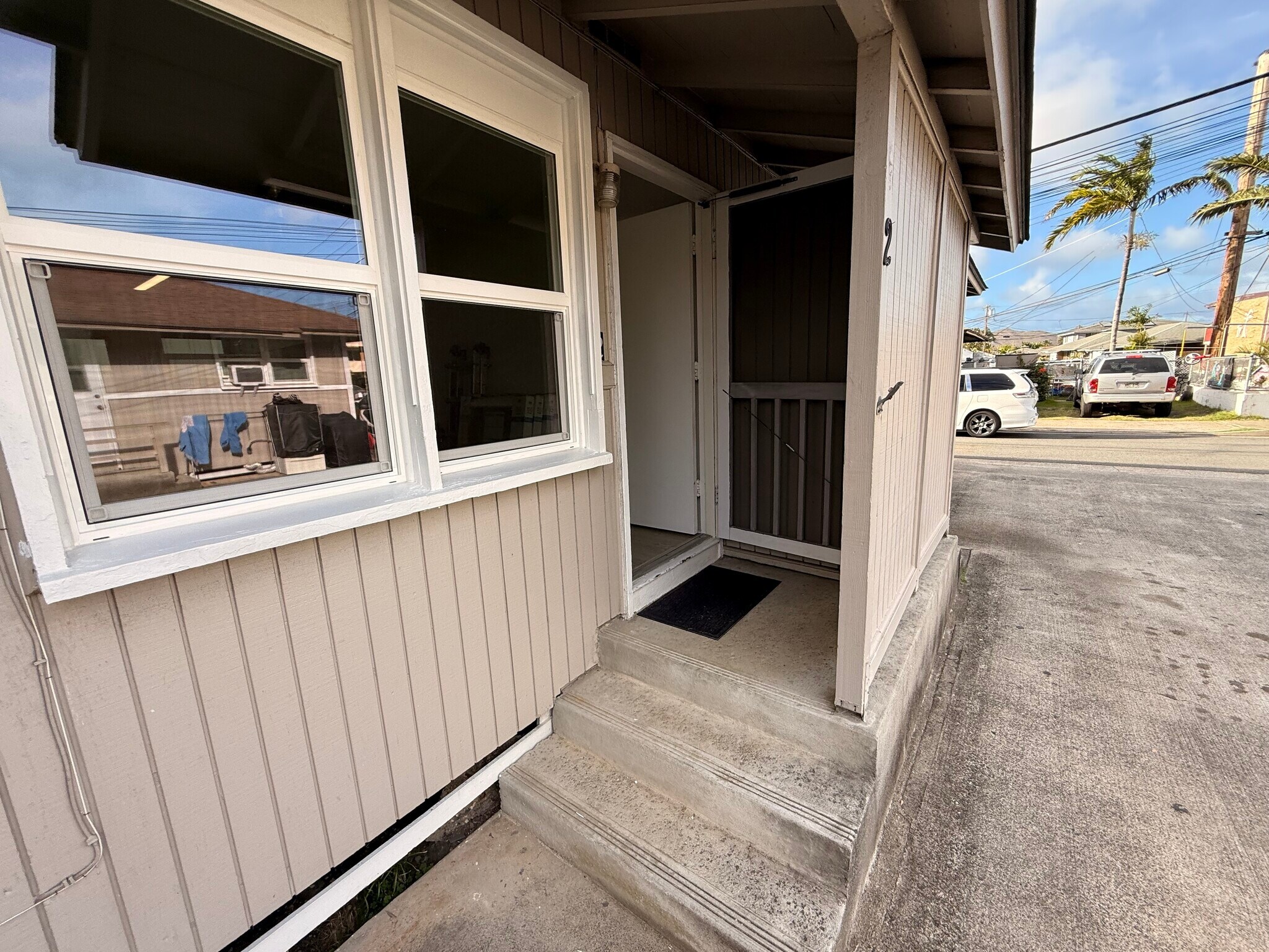 Building Photo - 707 Kihapai Plz