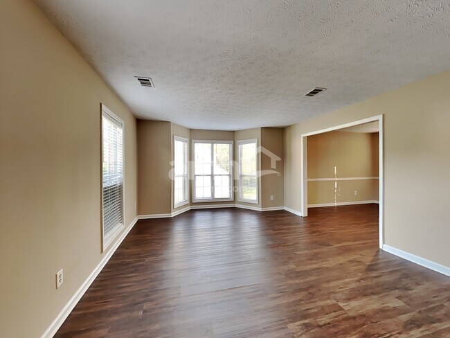 Building Photo - 3285 Summit Pl Dr