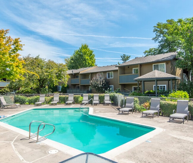 Building Photo - Crescent Ridge Apartments