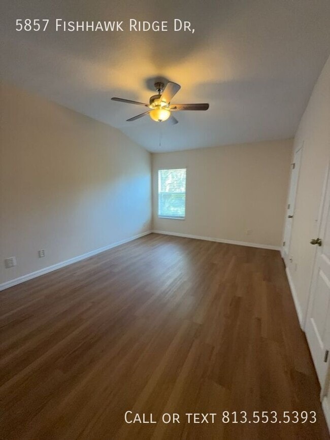 Building Photo - 5857 Fishhawk Ridge Dr