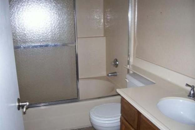 Building Photo - 29664 Woodlands Ave