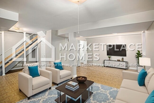 Building Photo - 2341 Graystone Dr