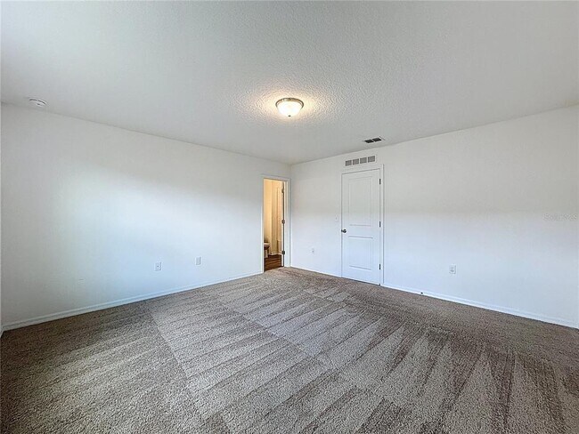 Building Photo - 927 Grandin St