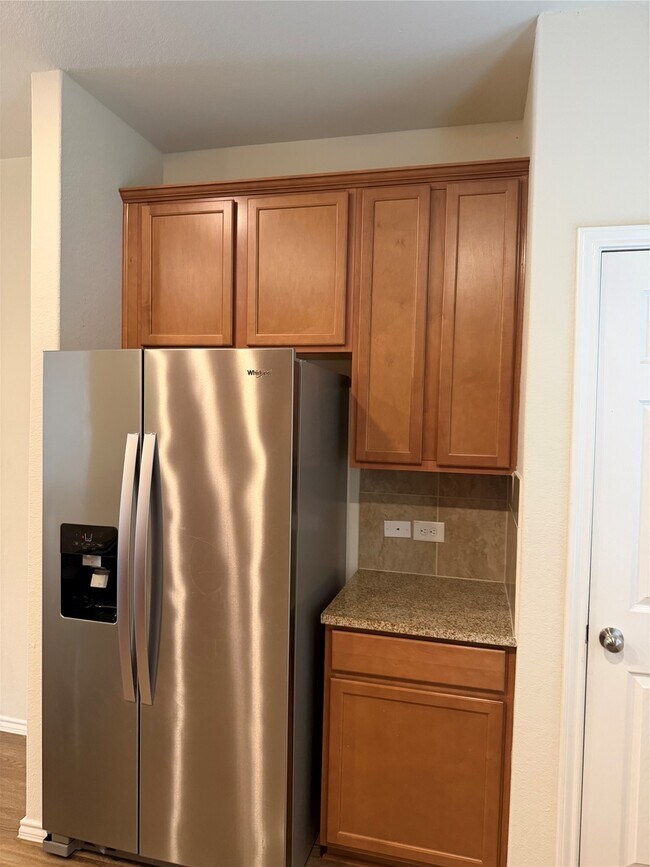 Building Photo - 15843 Grey Boulder Dr