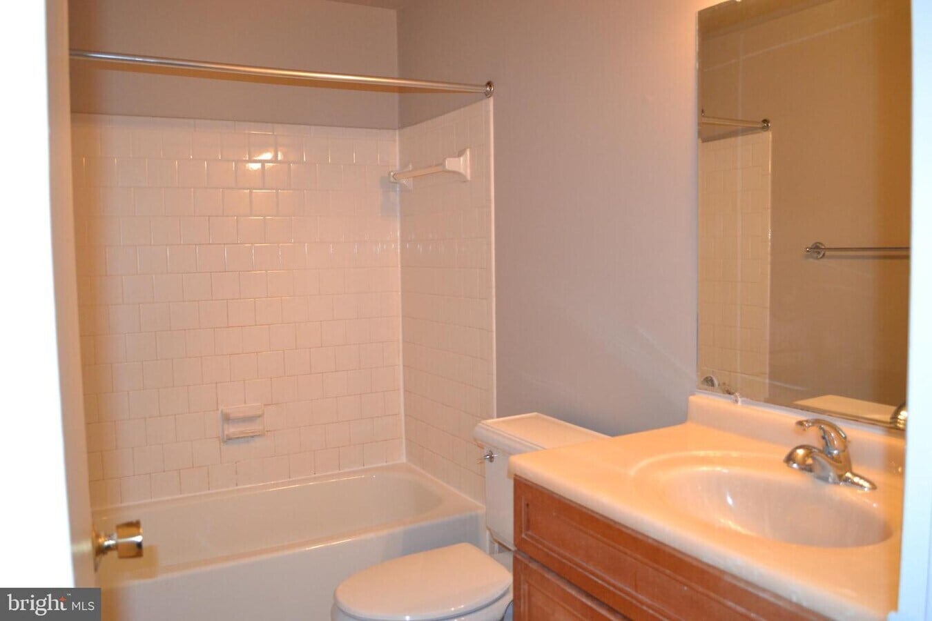 Full bath on the top floor - 302 Hometown Way