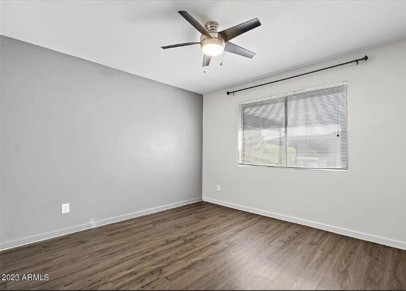 Building Photo - 2326 E Pinchot Ave