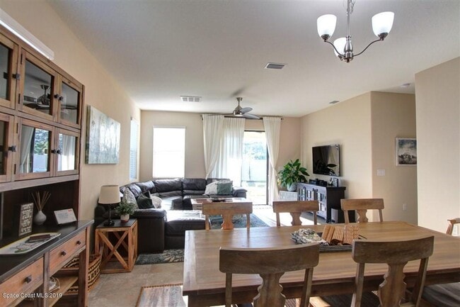 Building Photo - 953 Musgrass Cir