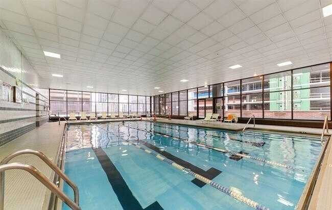 Building Photo - 211 E Ohio St