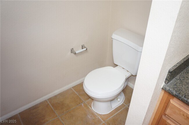 Building Photo - 3145 E Flamingo Rd