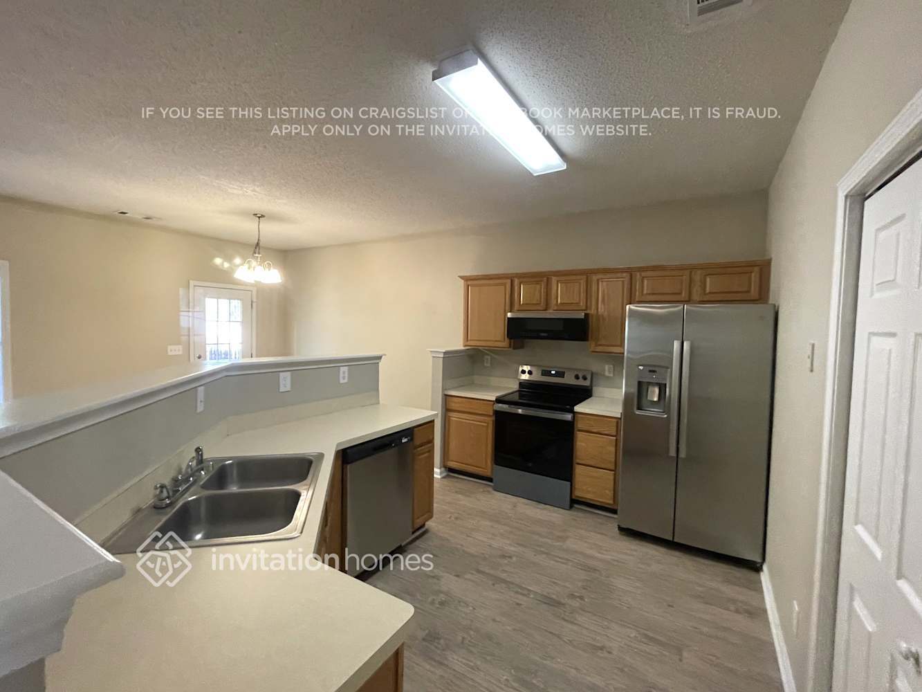 Building Photo - 102 Brookview Ct