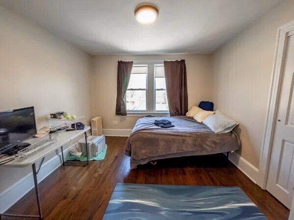 Building Photo - 24 Annafran St