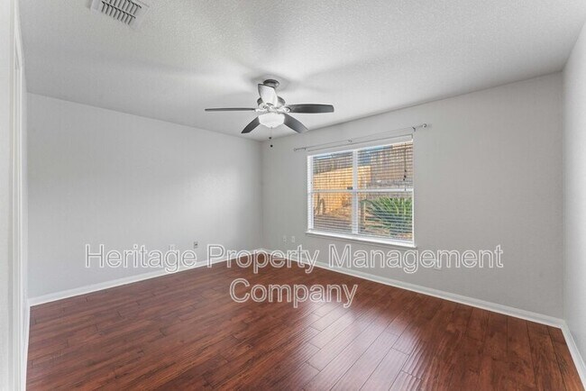 Building Photo - 10926 Acorn Canyon