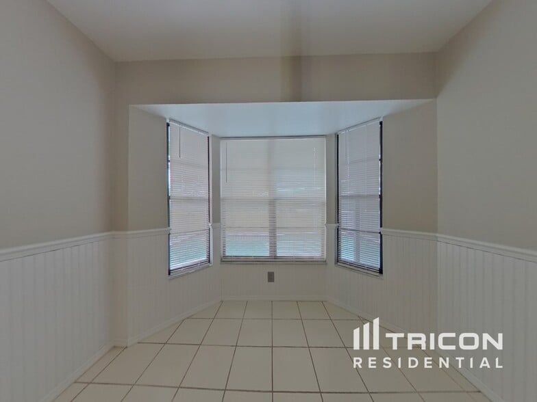 Building Photo - 4859 Orange Grove Way
