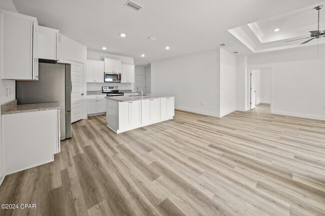 Building Photo - 122 Butler Cv