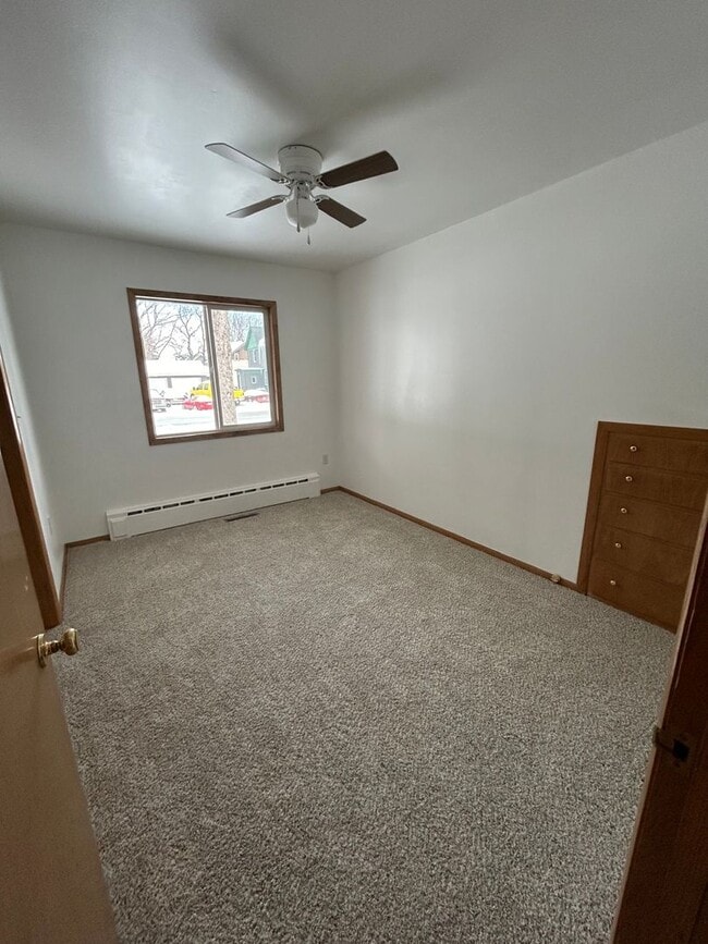 Building Photo - Charming 4-Bedroom Rambler for Rent – $2,000/month