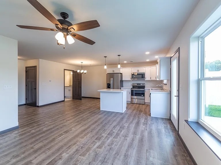 Building Photo - 3308 Green Pastures Ln