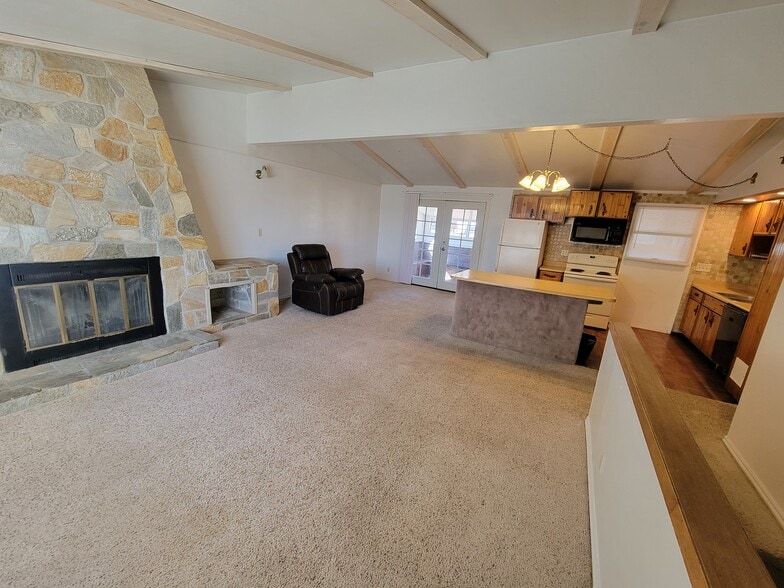 Building Photo - 3449 Taft Way