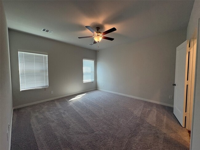 Building Photo - 9509 Shady Trl Dr