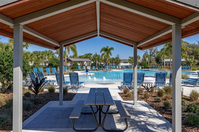 Building Photo - 1817 Delrose Rd