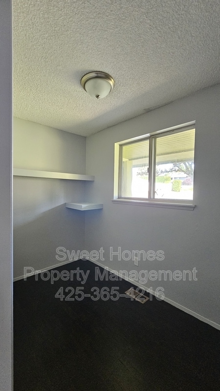 Building Photo - 21845 SE 272nd St