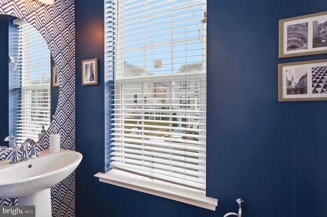 Building Photo - 7722 Dagny Wy