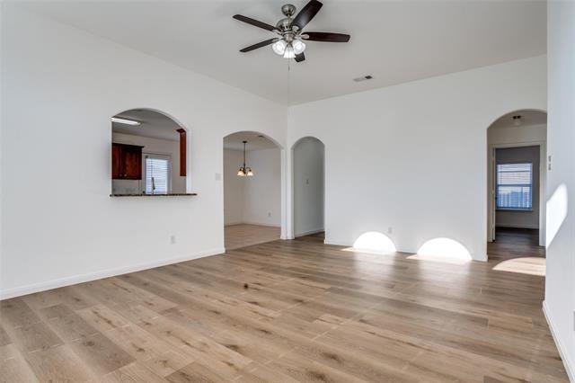 Building Photo - 317 Meadow View Ln