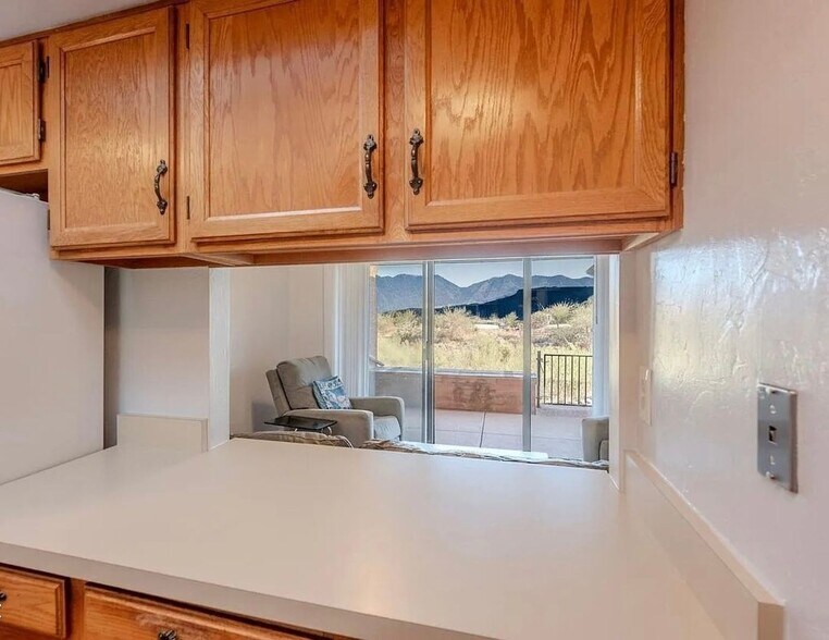 Building Photo - 2521 S Calle De Humes