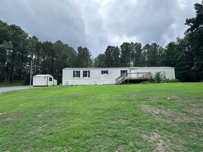 Building Photo - 239 Eastwood Rd
