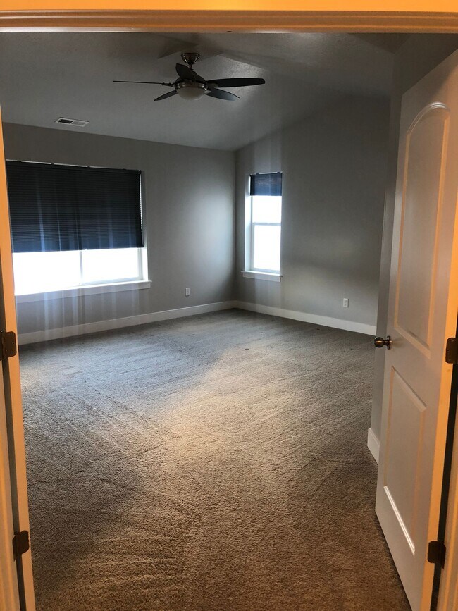 Building Photo - 3929 W 1800 N