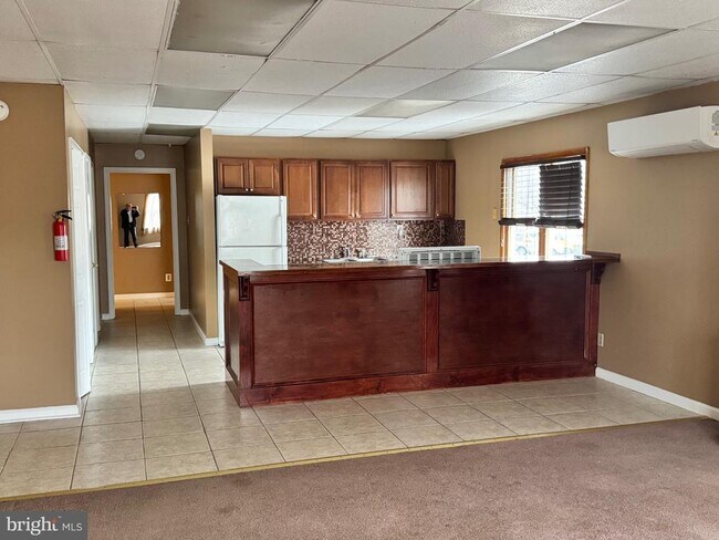 Building Photo - 25 E Bridge St