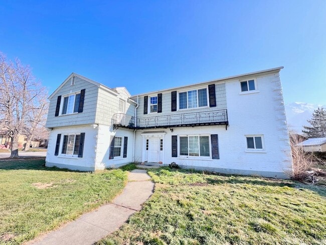 Building Photo - 184 N 200 E