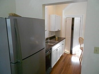 Building Photo - 16 Holbrook St