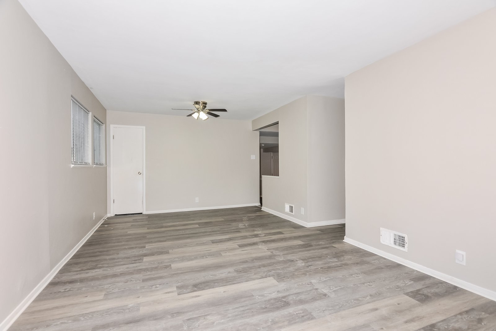 Building Photo - 200 Dundee Cir