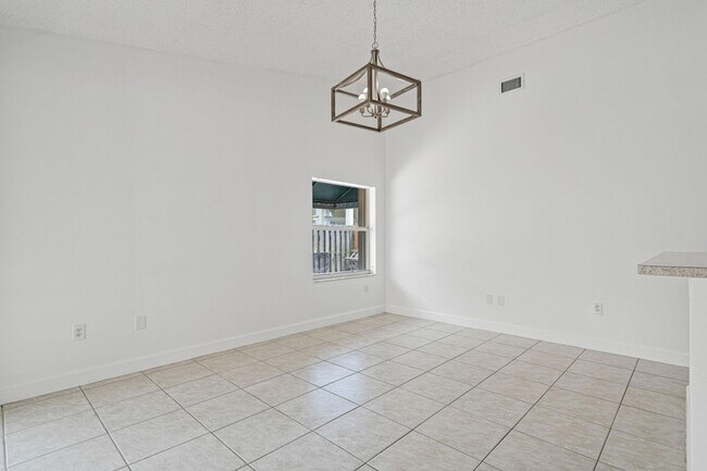 Building Photo - 11255 NW 53rd Ln
